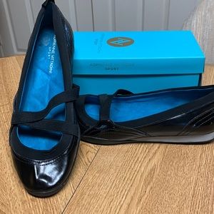 Adrienne Vittadini Sport shoes
